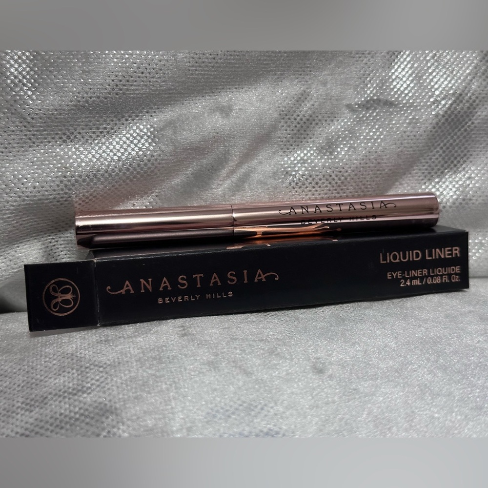 Anastasia Beverly Hills Rose Gold Liquid Liner